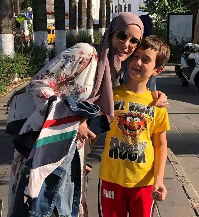 Gamze Ozcelik Oğlu (3)