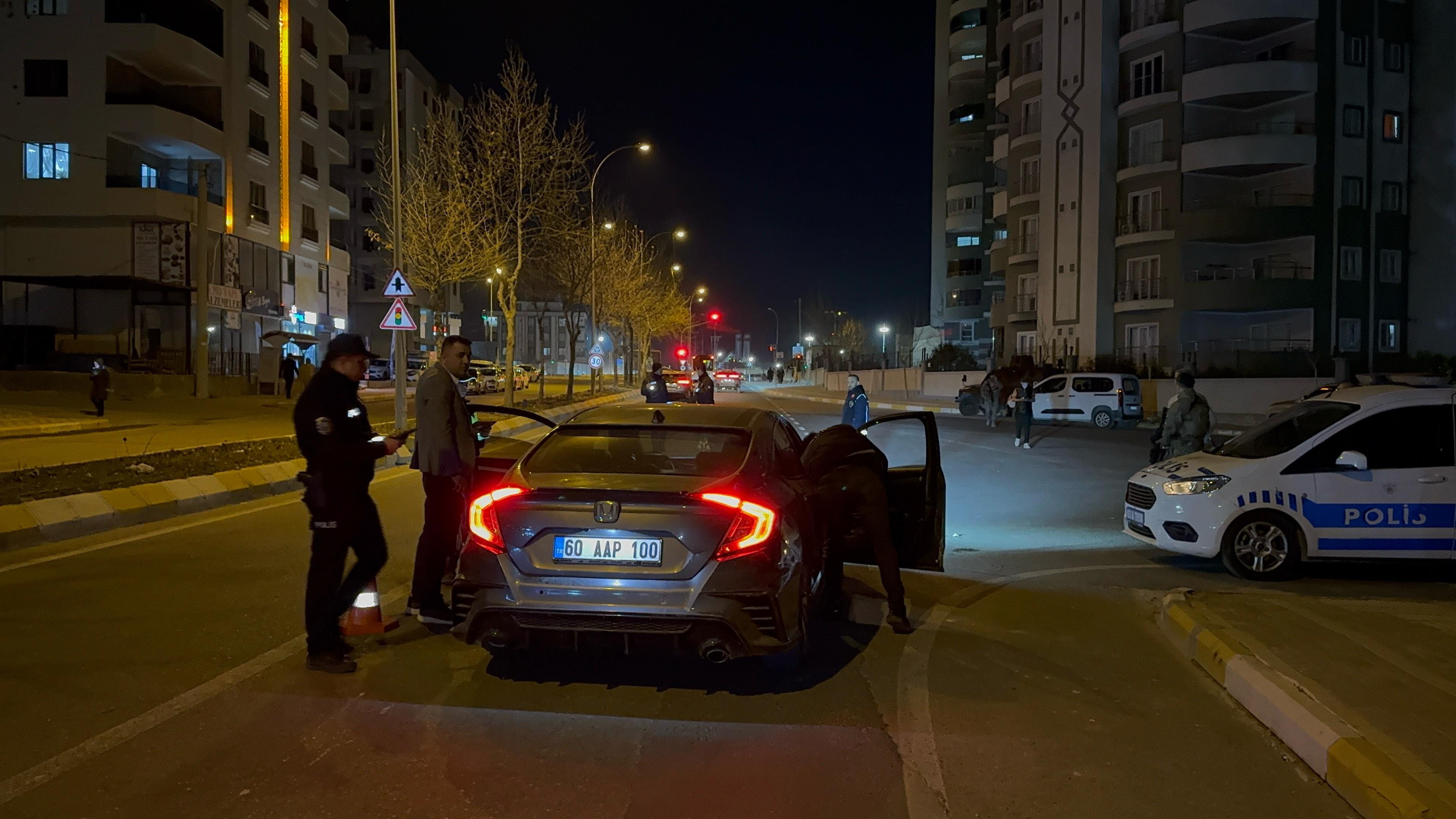 Karaköprü’de İftar Sonrası Polis Tarafından Denetim Yapıldı (2)