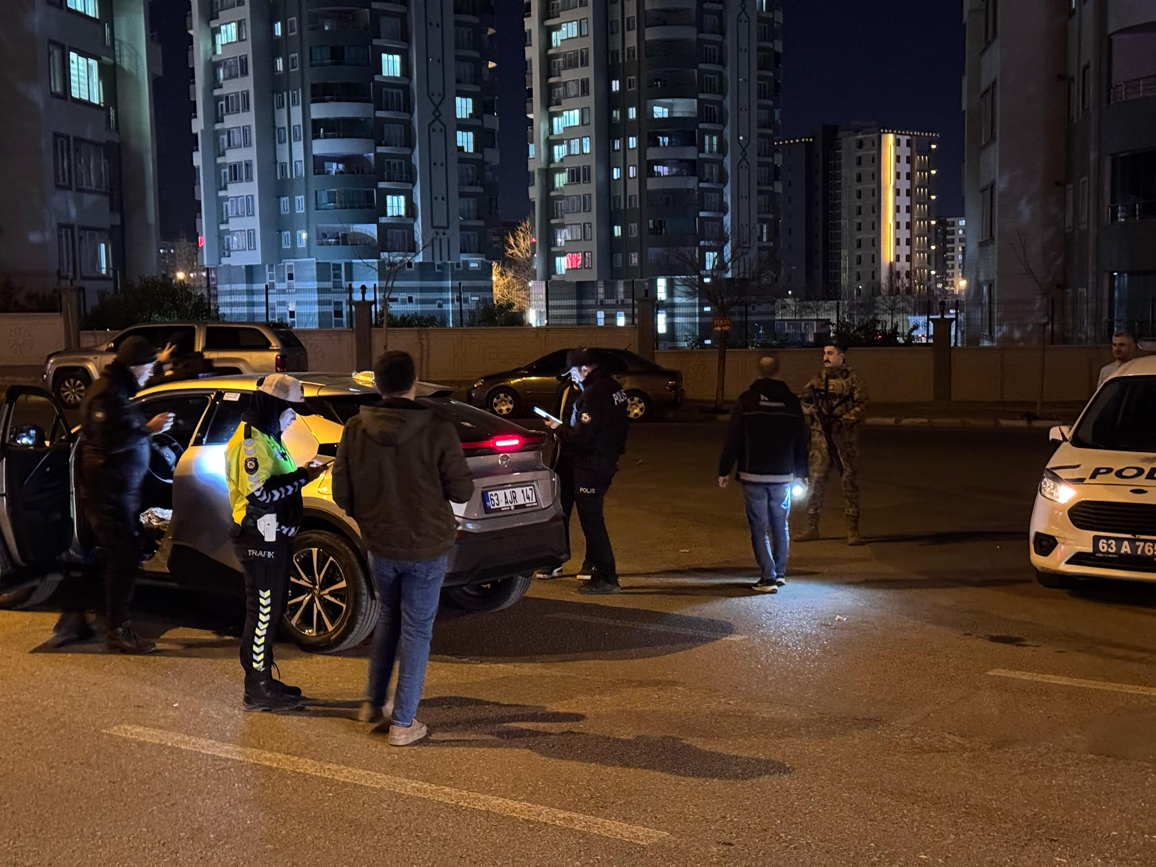 Karaköprü’de İftar Sonrası Polis Tarafından Denetim Yapıldı (3)
