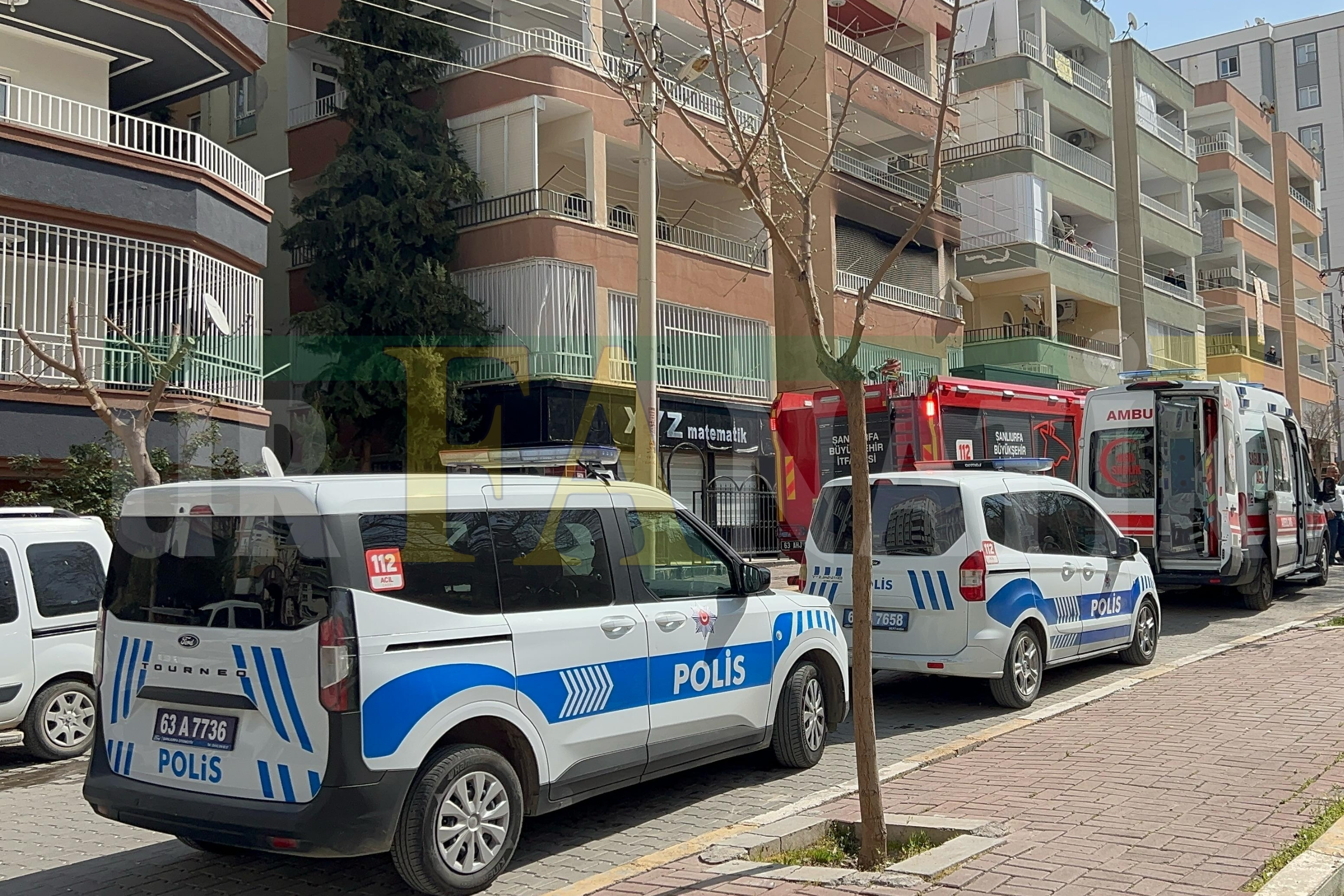 Şanlıurfa Karaköprü’deki Yangına Çok Sayıda Ekip Sevk Edildi!