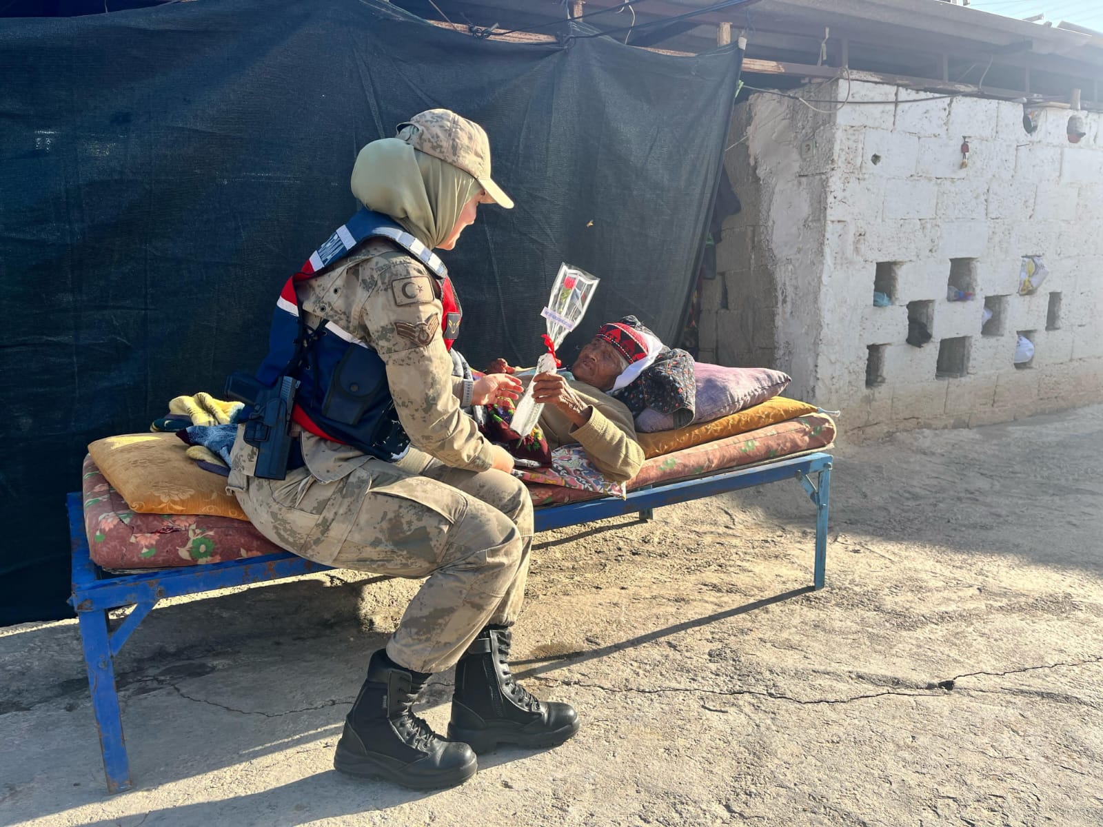 Şanlıurfa'da Jandarma 8 Mart Dünya Kadınlar Günü'nü Kutladı (5)