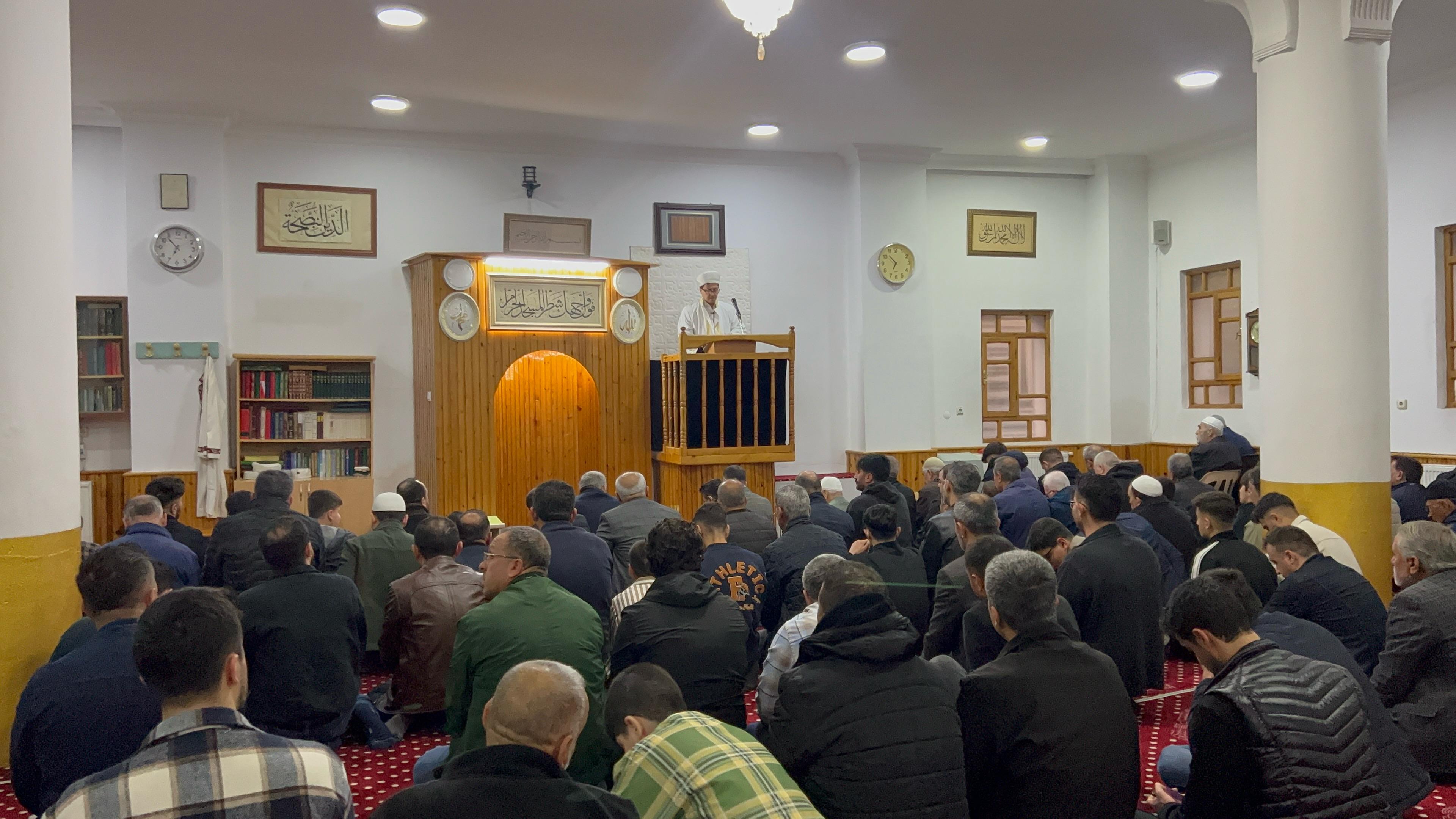 Şanlıurfa’da Ramazan Bayram Namazı Kılındı (2)