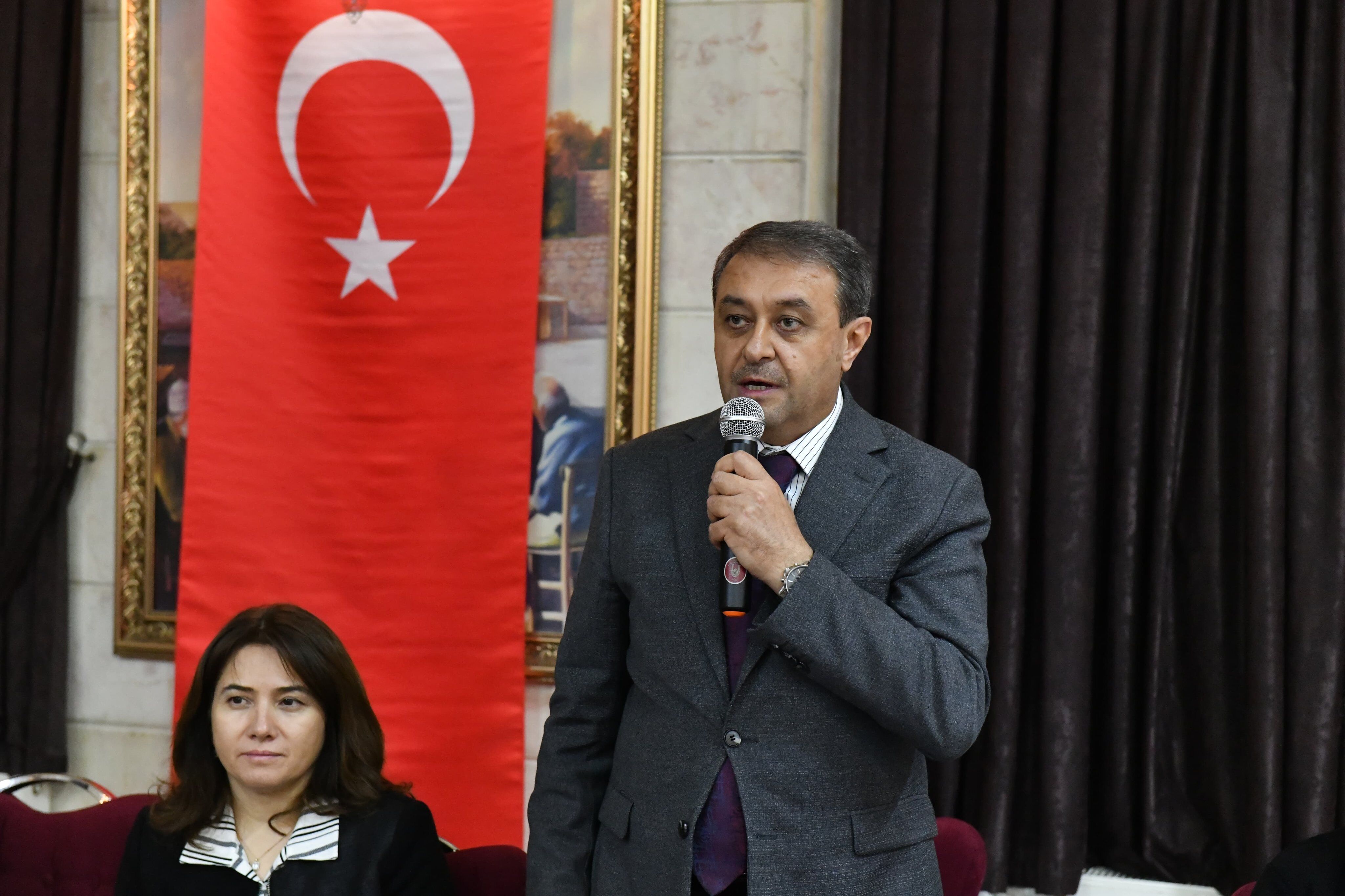 Vali Şıldak, Umuda Kapı Açıyorum Projesi Katılımcılarıyla İftar Yaptı (2)