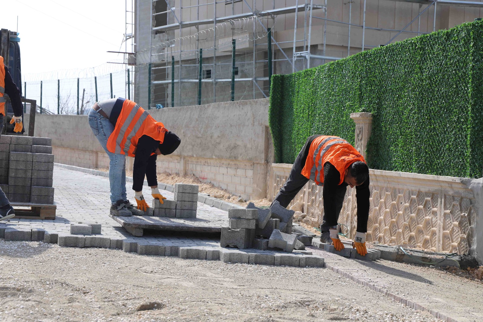 Karaköprü Belediyesinde Yollar Üstyapı Çalışmalarıyla Yenileniyor-2