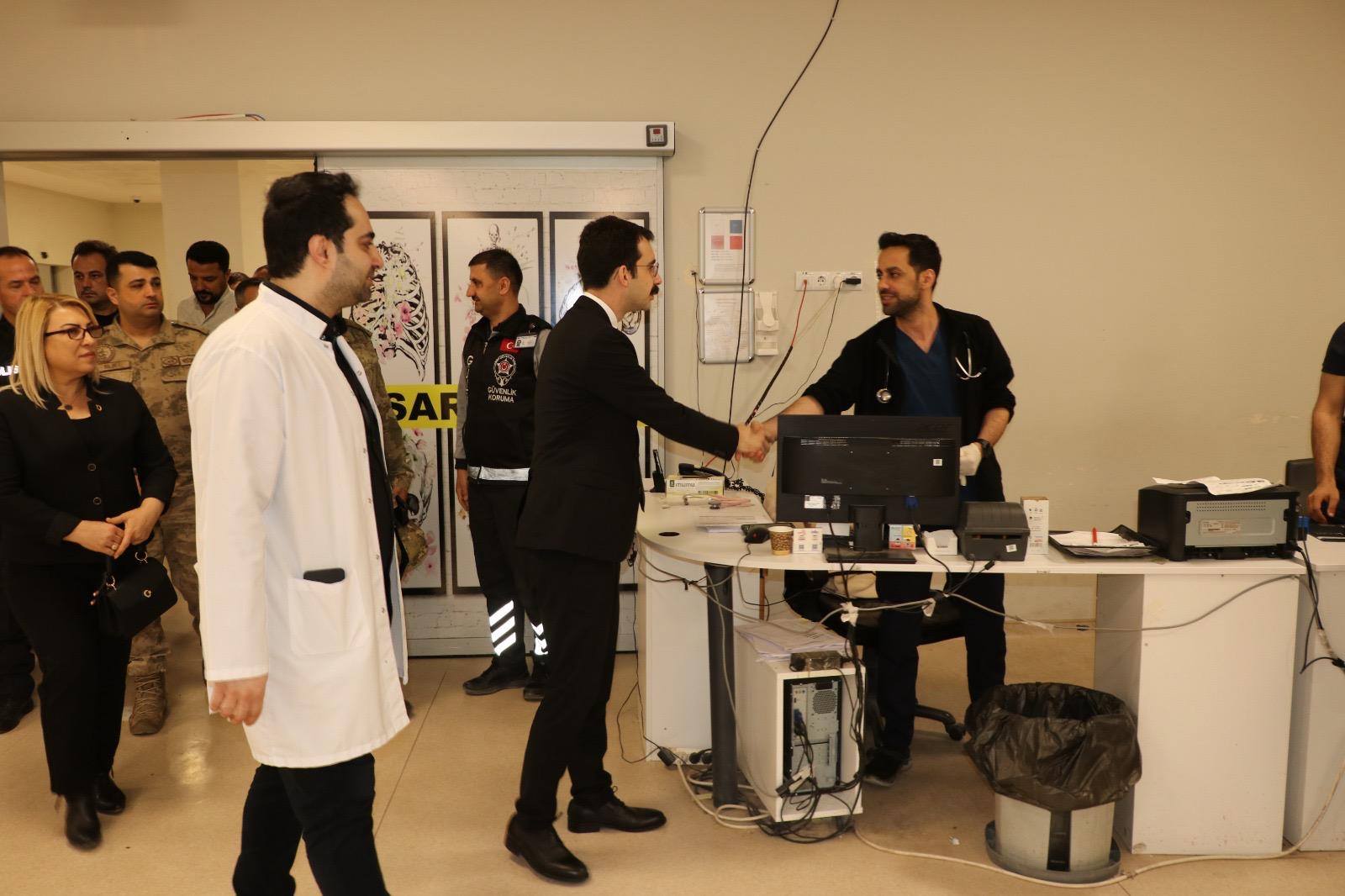 Akçakale Kaymakamı Onur Şan’dan Bayram Ziyaretleri (5)