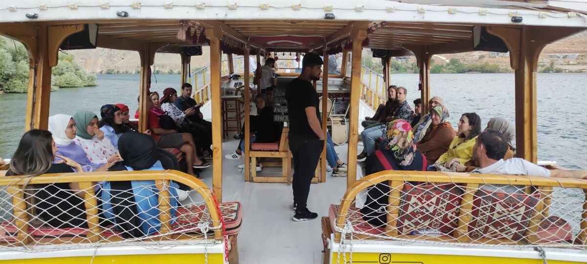 Halfeti’de Jandarma Gezi Teknelerine 4 Bin 350 Tl Ceza Kesti (2)