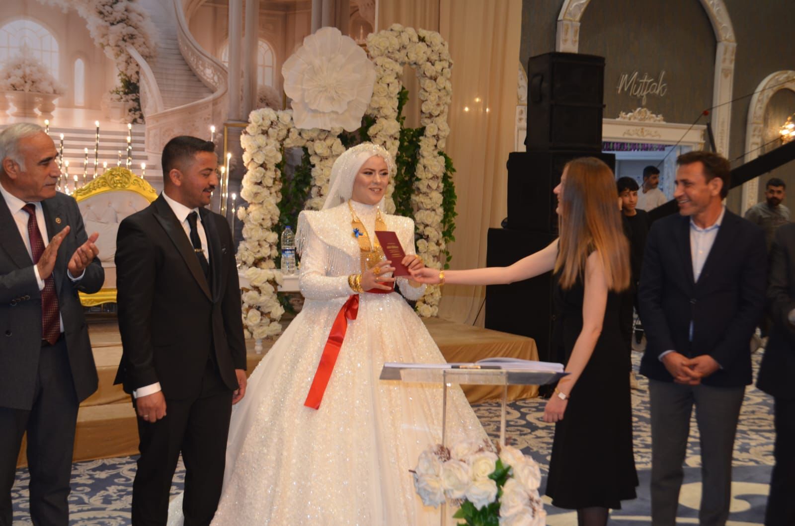 Nikah Töreni Gelin