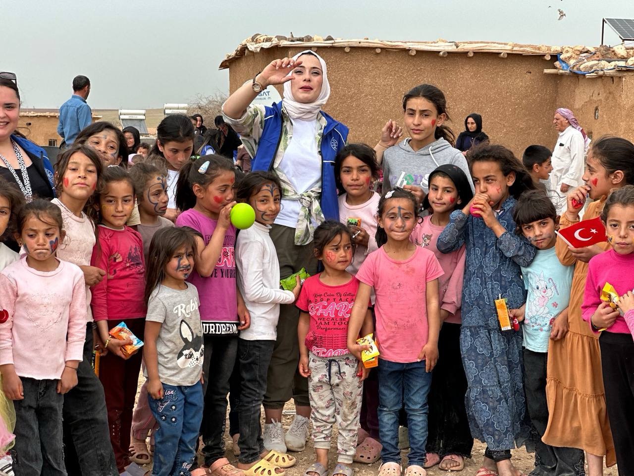 Şanlıurfa’da Elektriğin Olmadığı Köye Sevgi Götürdüler (2)