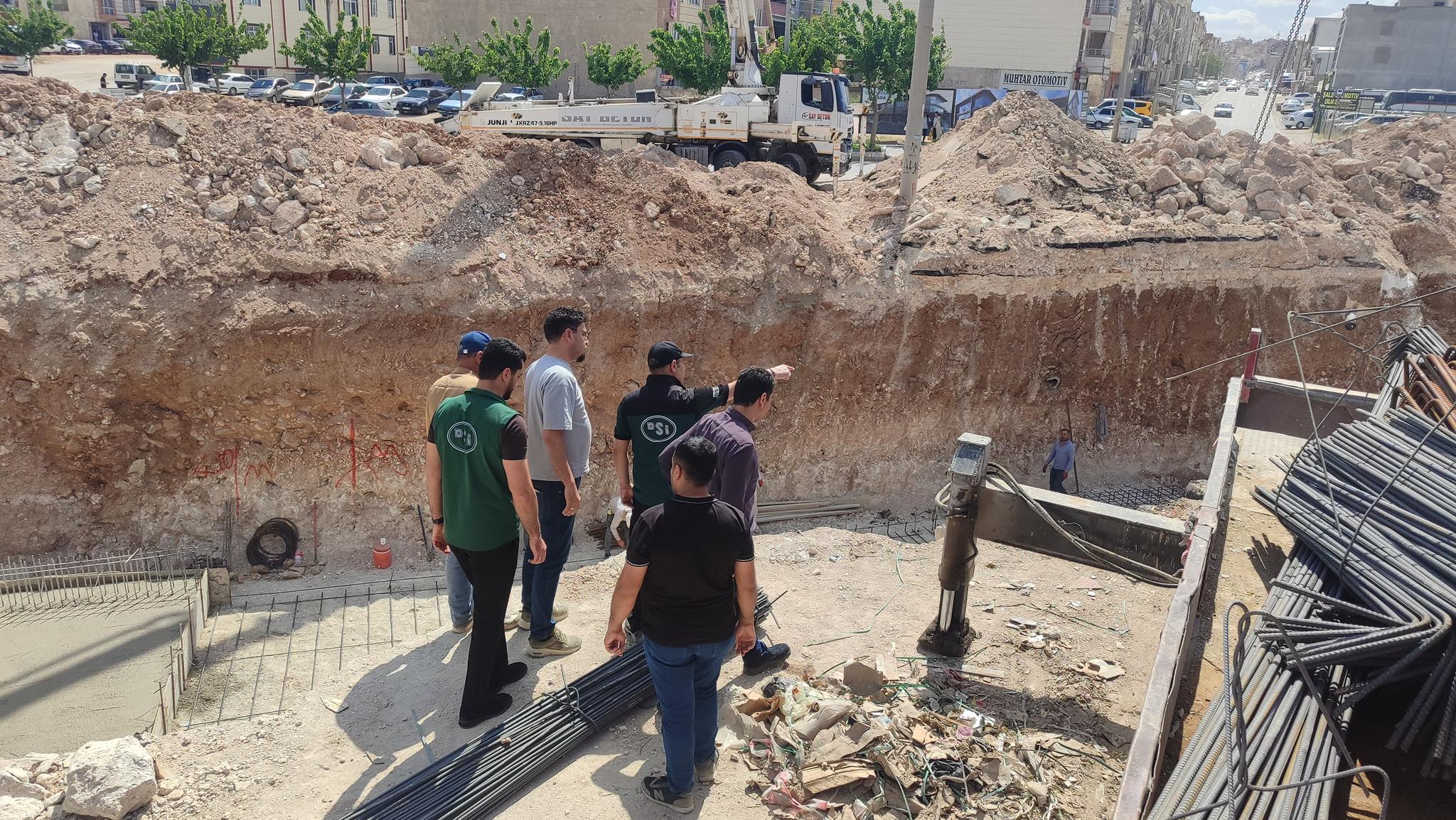 Şanlıurfa’da Sele Karşı Derelerde Çalışmalar Sürüyor (2)