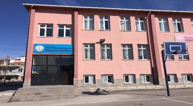 Şehit Okan Acar Okulu