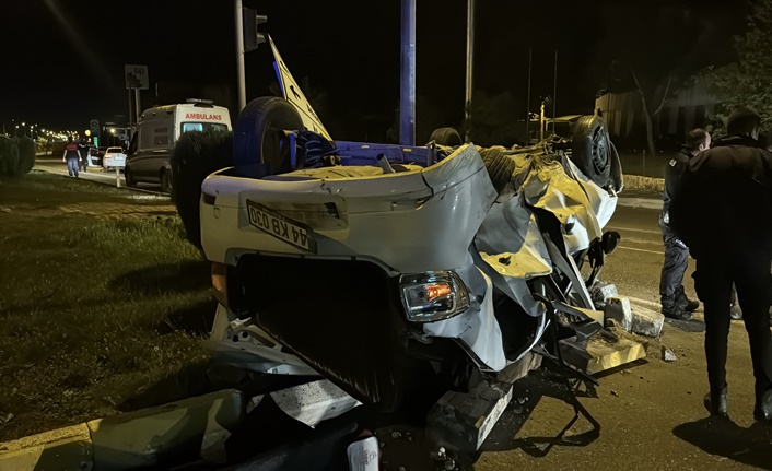 Adıyaman Şanlıurfa Karayolu'nda Feci Trafik Kazası (1)
