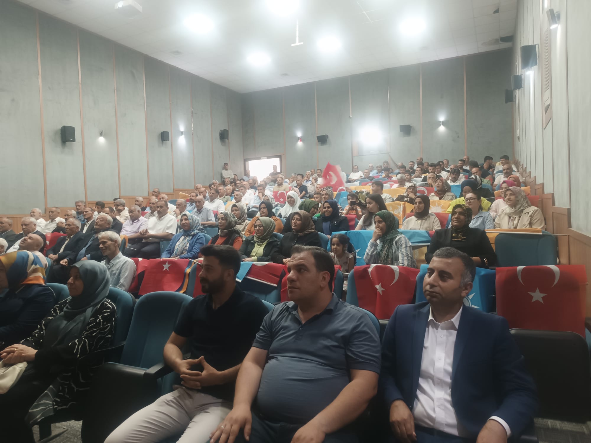 Ak Parti Bozova Danışma Meclisi Toplantısı