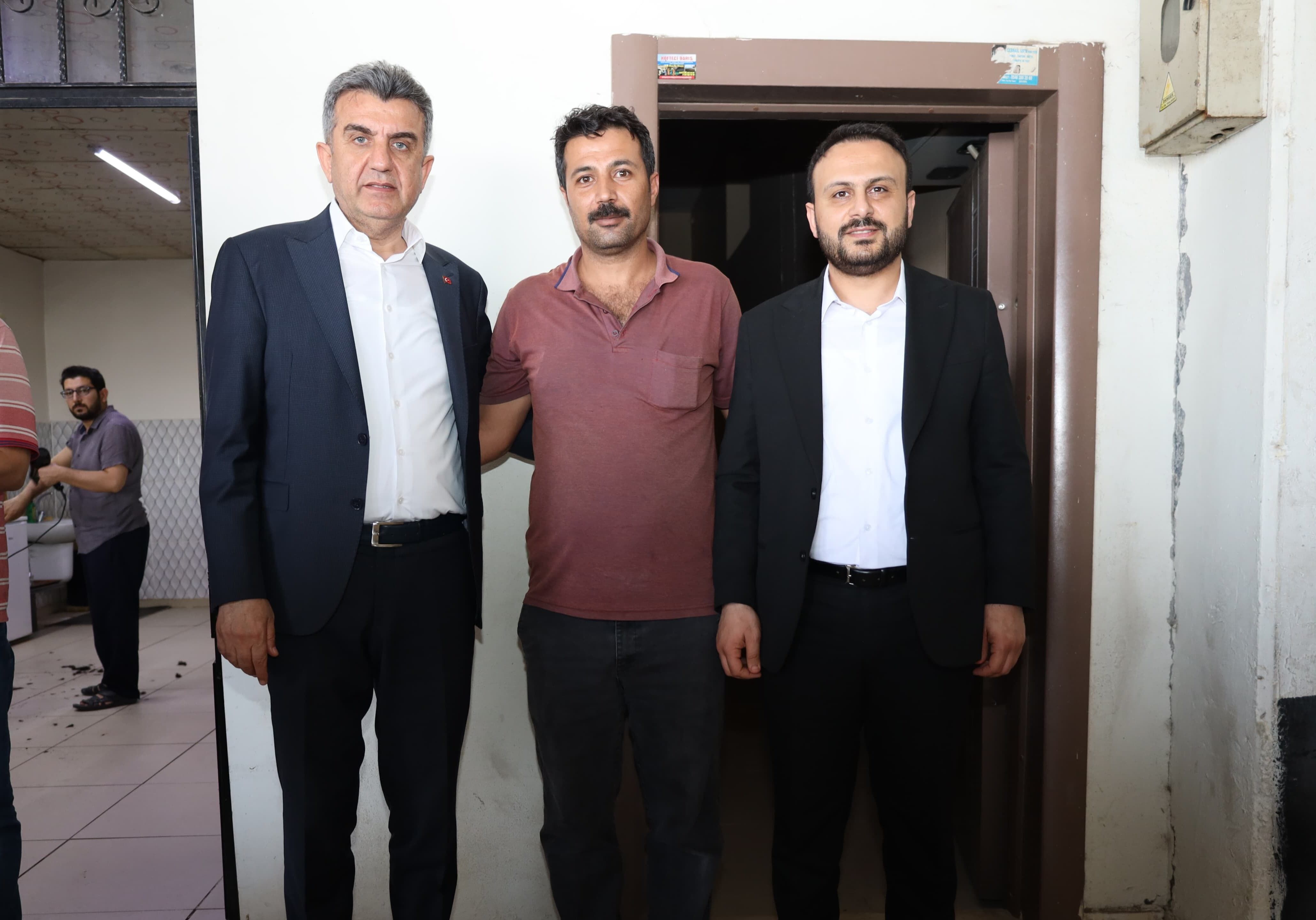 Ak Parti Şanlıurfa İl Başkanı Günbegi Hal Esnafını Ziyaret Etti (3)