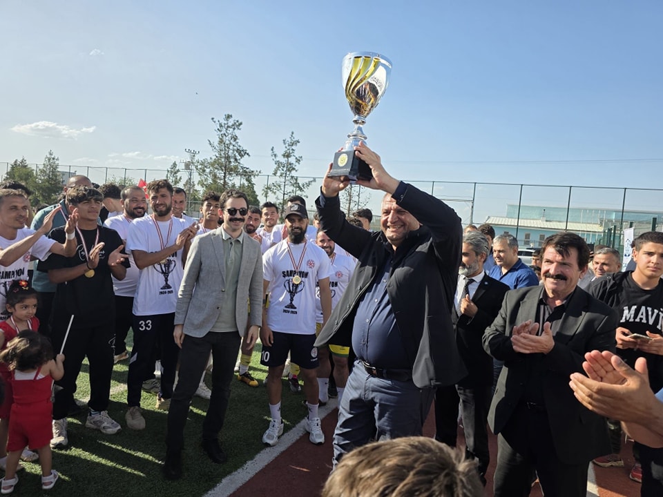 Akçakalespor Şampiyonluğunu İlan Etti, İlçe Ayağa Kalktı! (2)