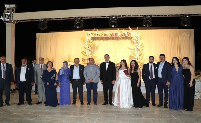 Çelik Ve Bozdağ Ailesinin Görkemli Düğünü (6)