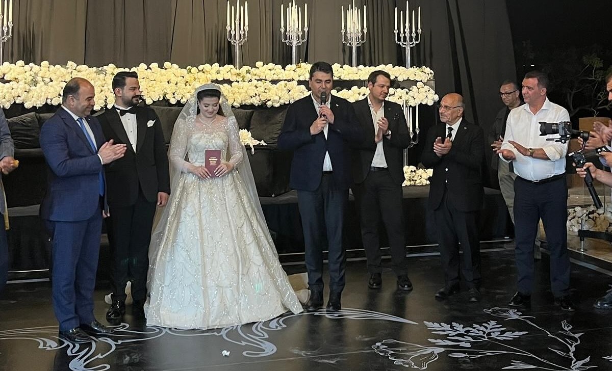 Demokrat Parti Genel Başkanı Gültekin Uysal, Şanlıurfa’da Gerçekleştirilen Düğün Töreninde Nikah Şahidi Oldu (2)