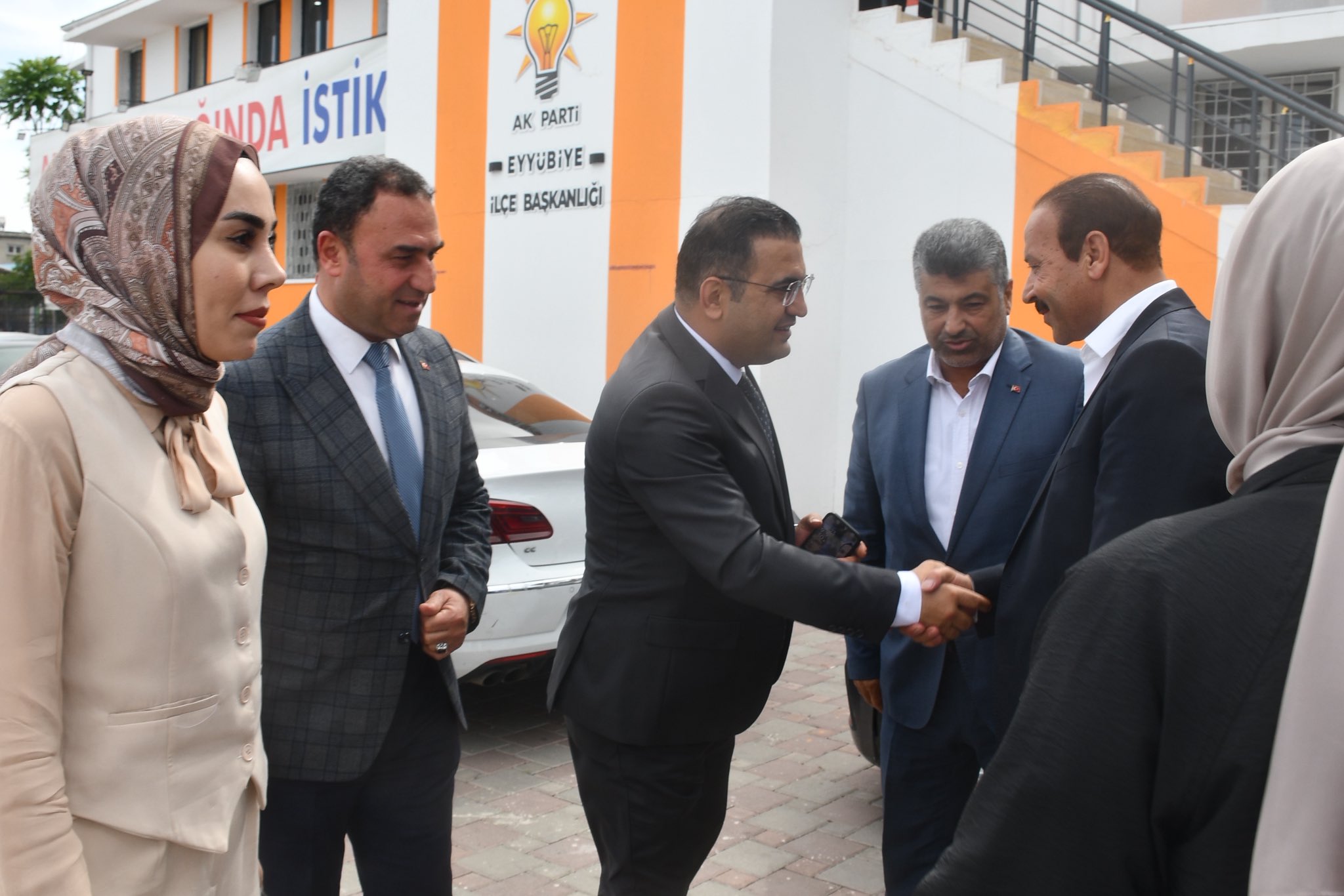Eyübiye İlçe Kaymakamı Mustafa Hamit Kıyıcı’dan Ak Parti’ye Ziyaret (3)