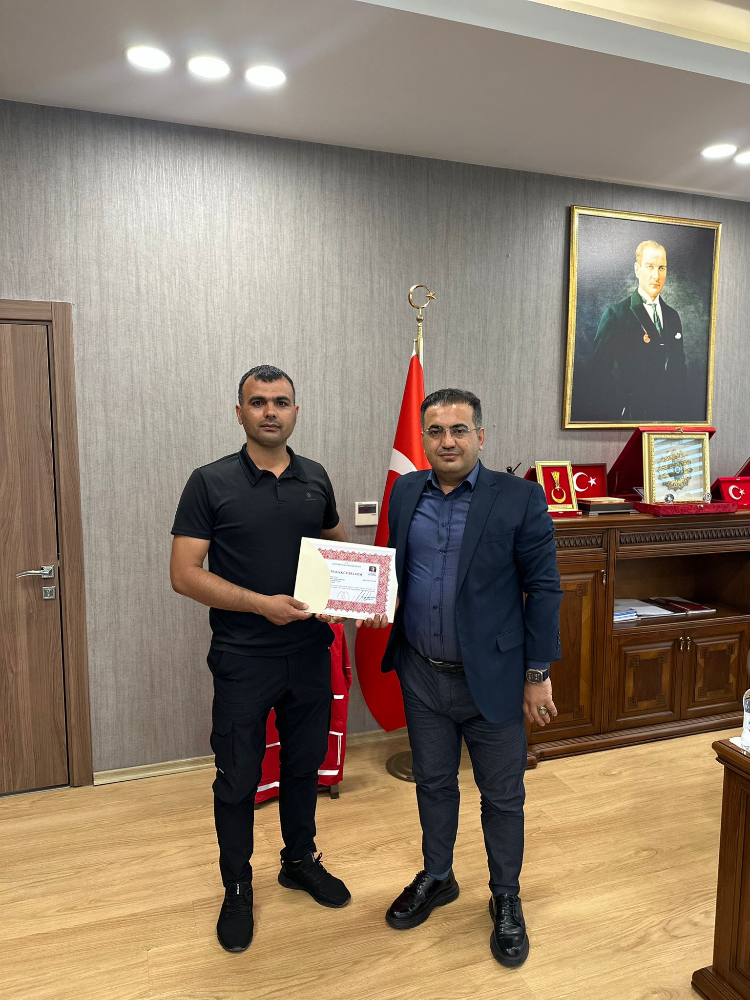 Eyyübiye Kaymakamından Güvenlik Görevlisine Ödül