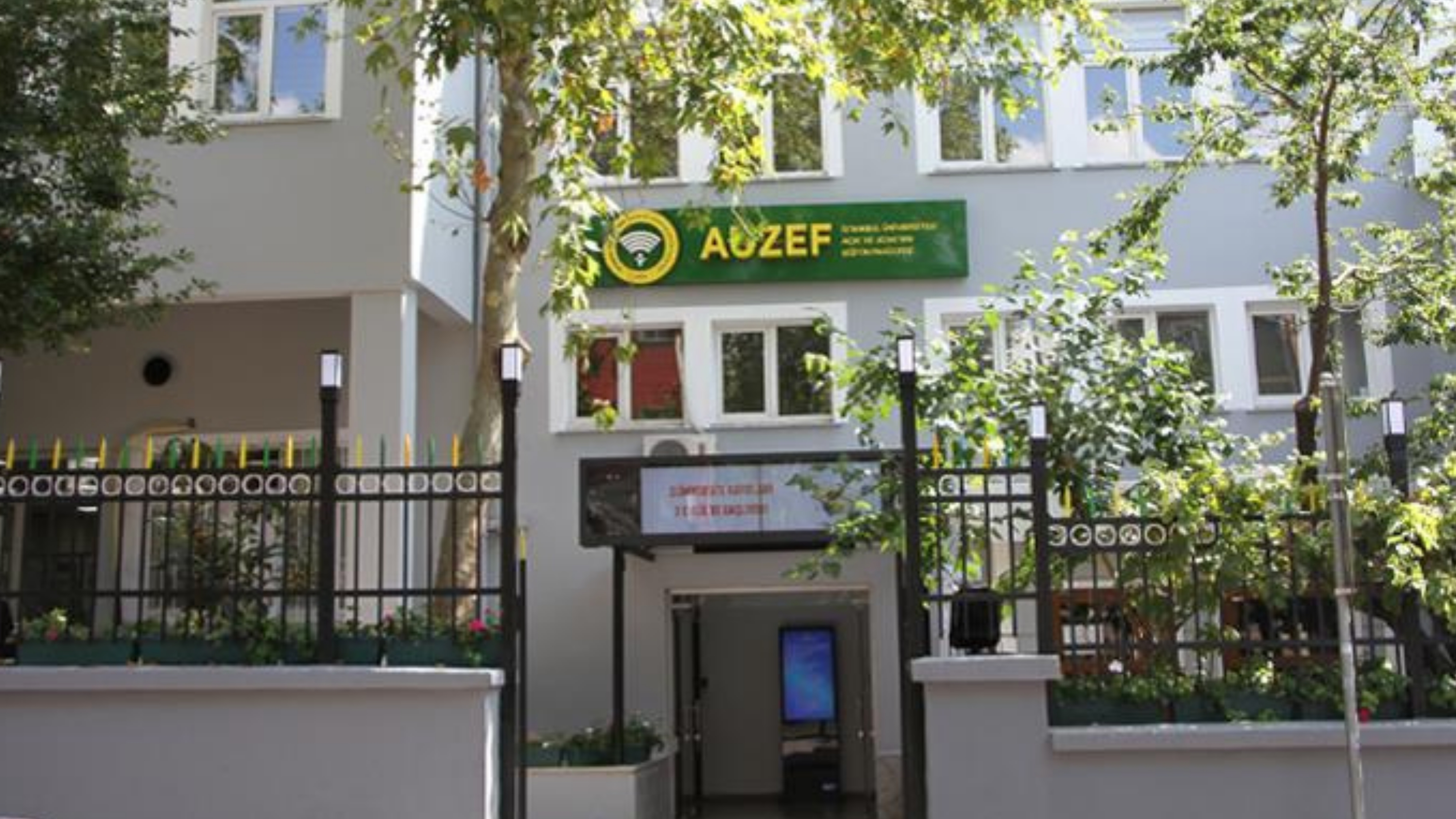 auzef-1