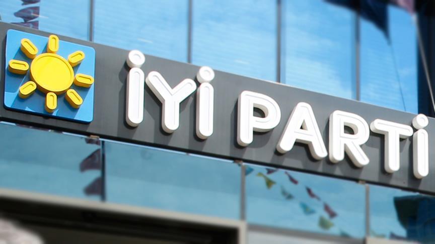 Iyi Partide istifa