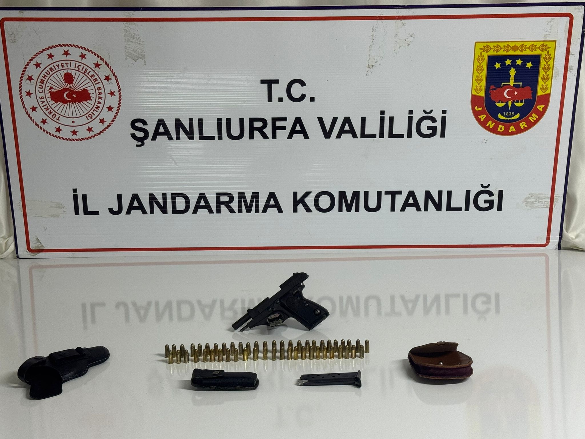 Jandarmadan Silah Kaçakçılarına Operasyon