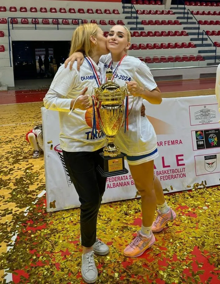 Klea Verri 1