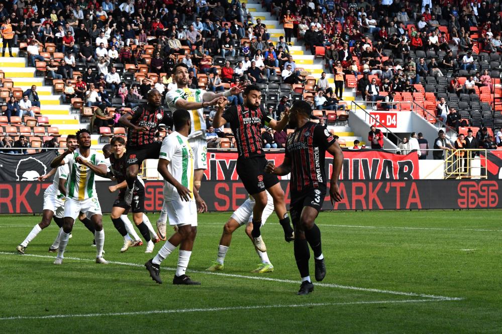 Mehmet Kırmızı’dan Şanlıurfaspor’un 2. Lige Düşüşüne Dair Açıklama (1)
