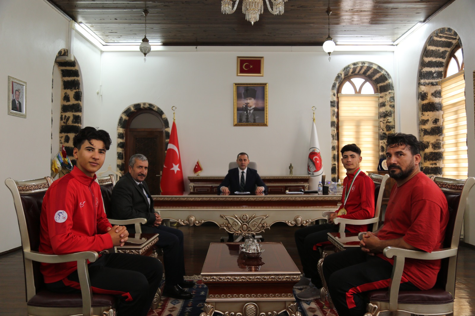 Şanlıurfa’nın Altın Çocuğu Almanya’dan Döndü (4)