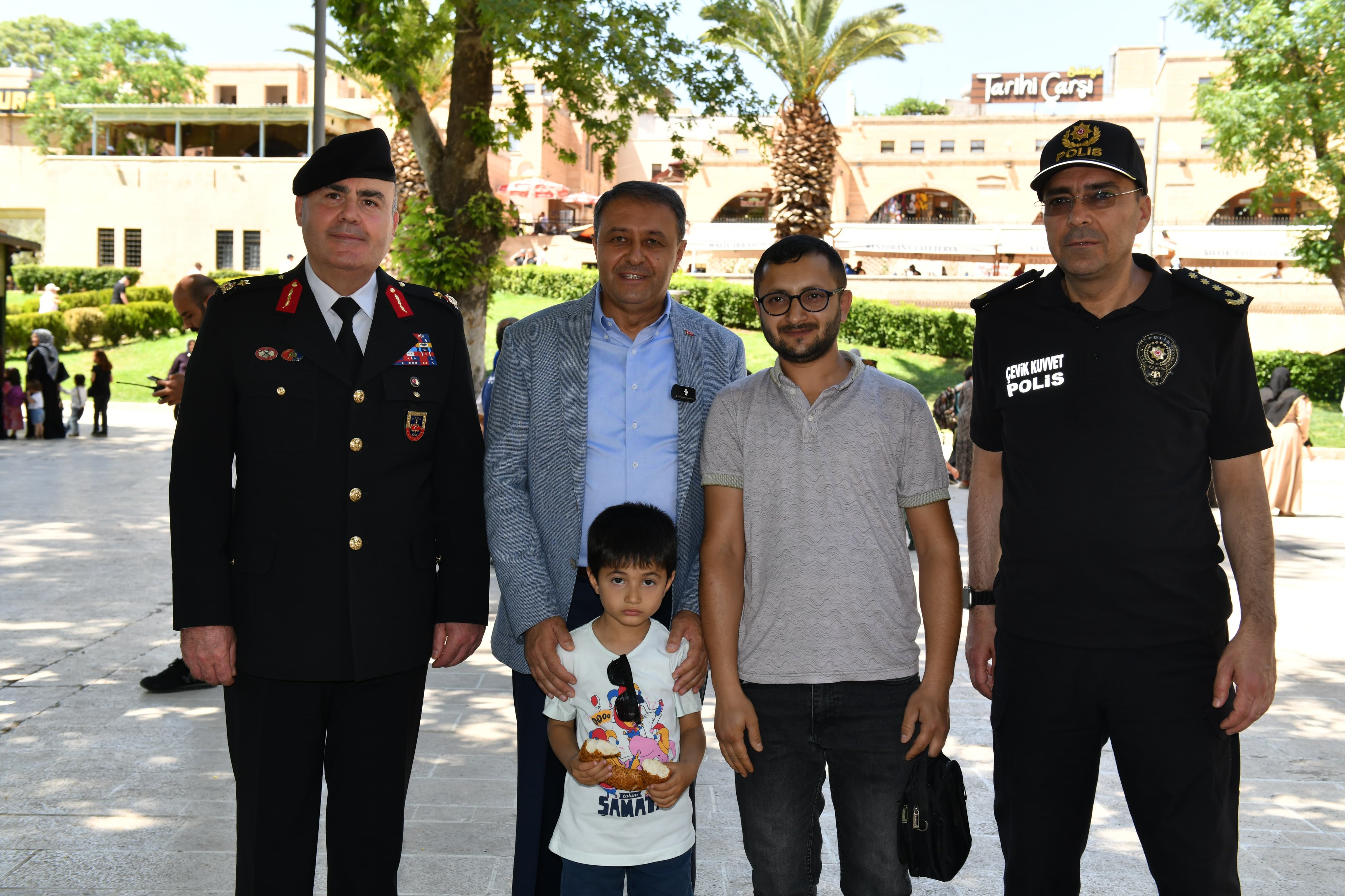 Vali Şıldak, Tuğgeneral Avkıran Ve Müdür Aksoy Balıklıgöl’de İncelemelerde Bulundu (4)