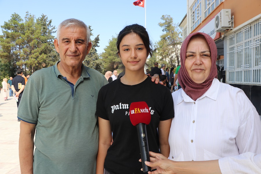 Beyaz Aslan,