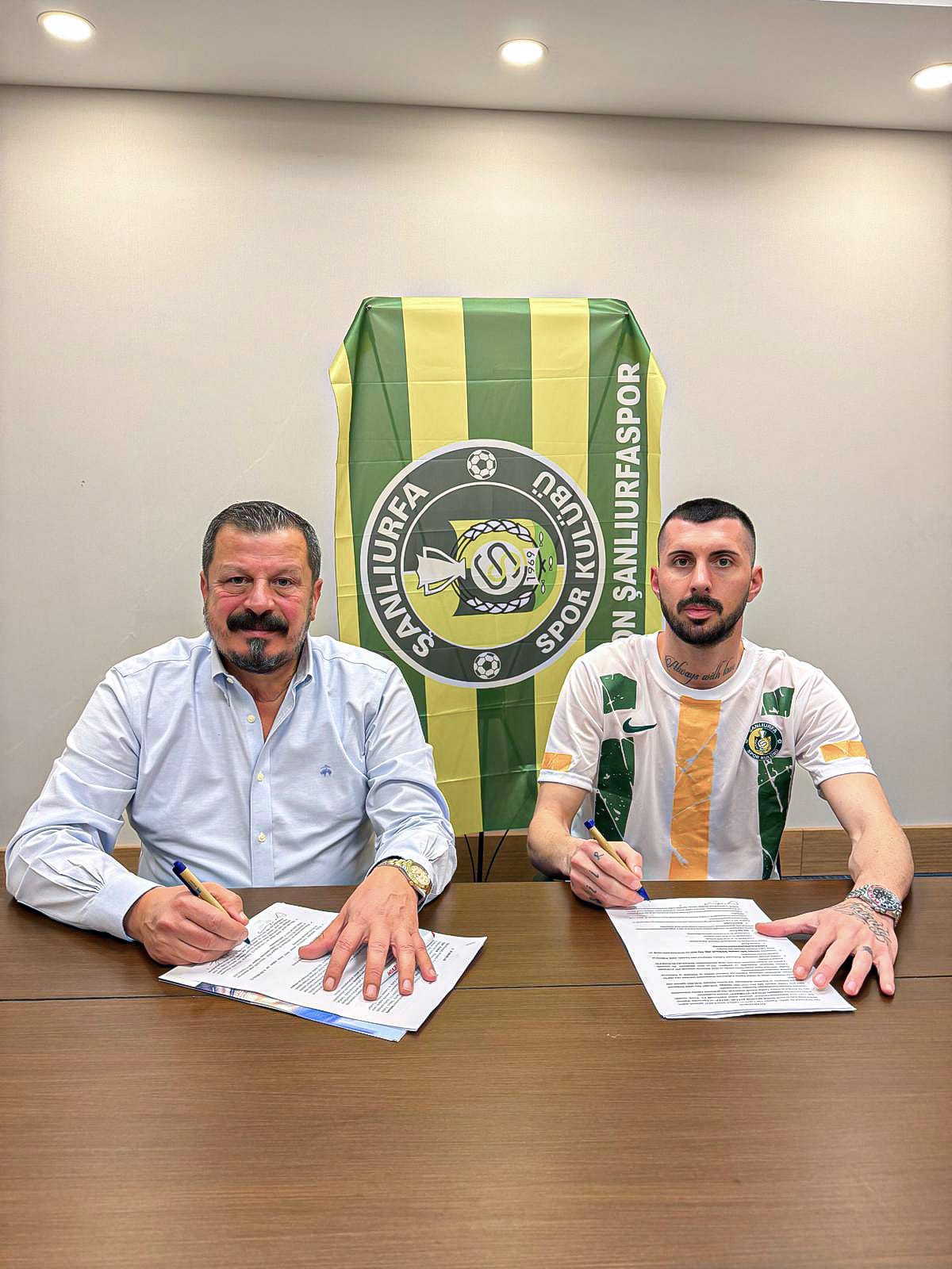 Burak Öğür Şanlıurfaspor’da (1)