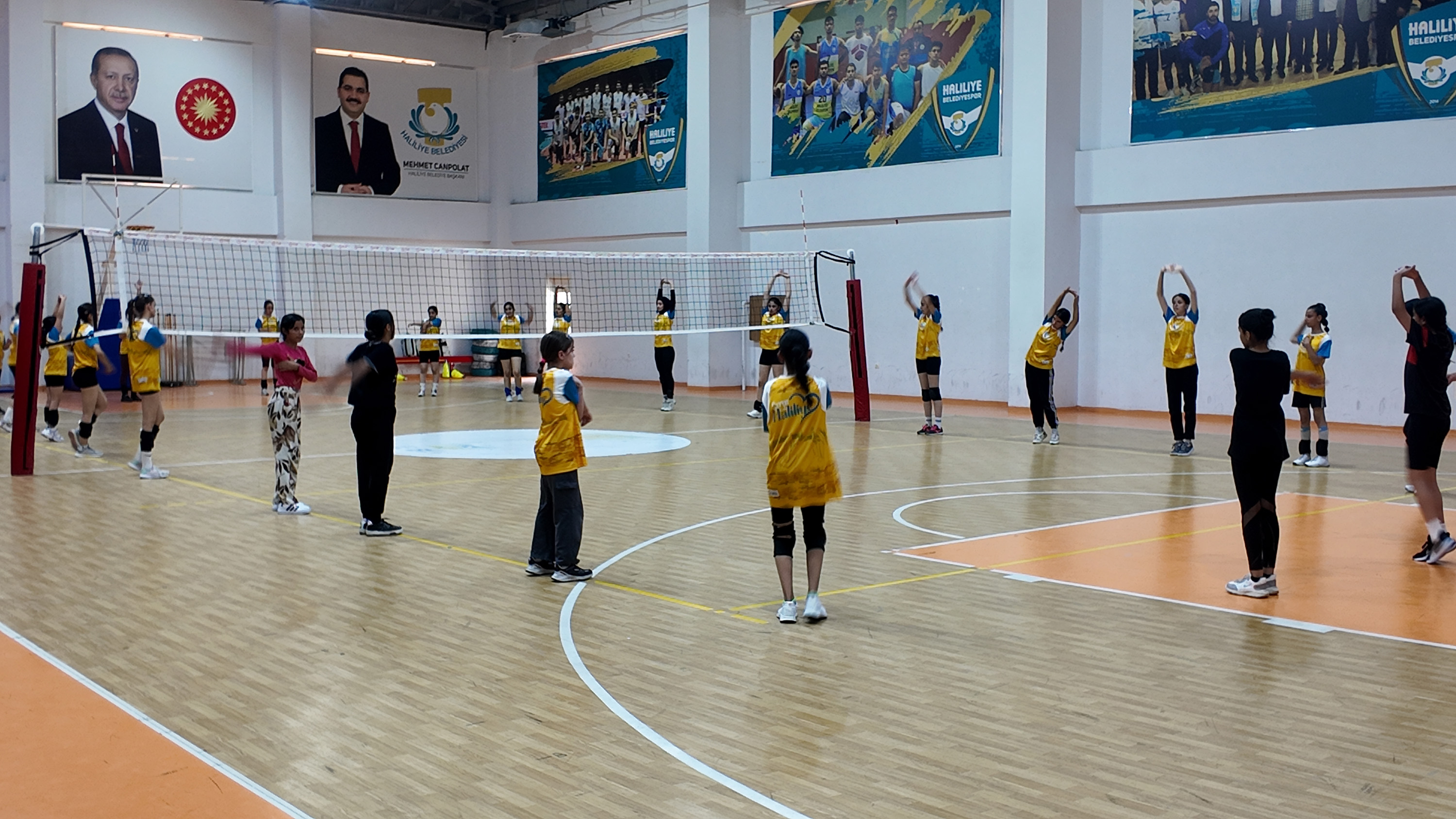 Hali̇li̇ye Beledi̇yesi̇, Salon Sporlariyla Gençleri̇ Geleceğe Hazirliyor (1)