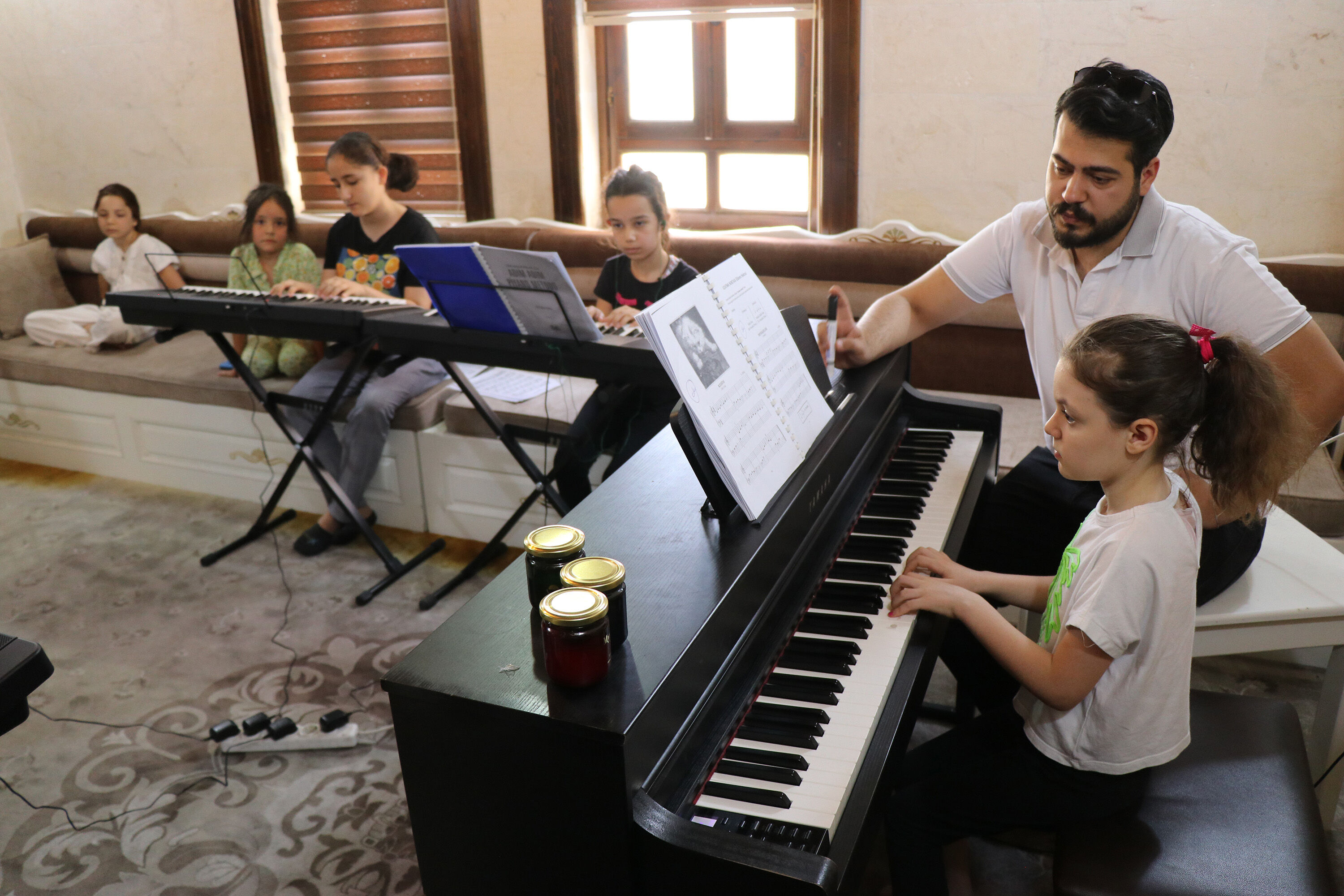 Kültür Ve Sanat Evi̇, Hali̇li̇yeli̇leri̇n Yeni̇ Buluşma Noktasi Oldu (4)
