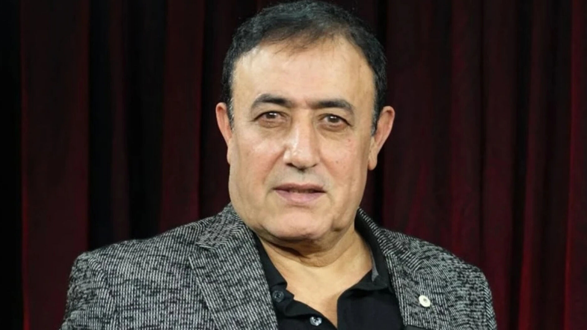 Mahmut Tuncer Tenis Oynadı