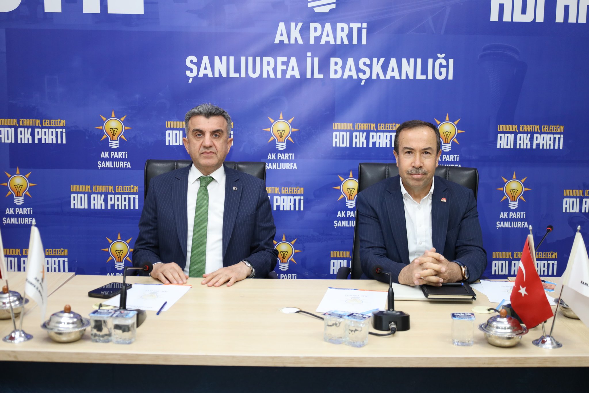 Mustafa Özkan, Şanlıurfa’da Ak Parti Teşkilatını Bir Araya Getirdi (1)