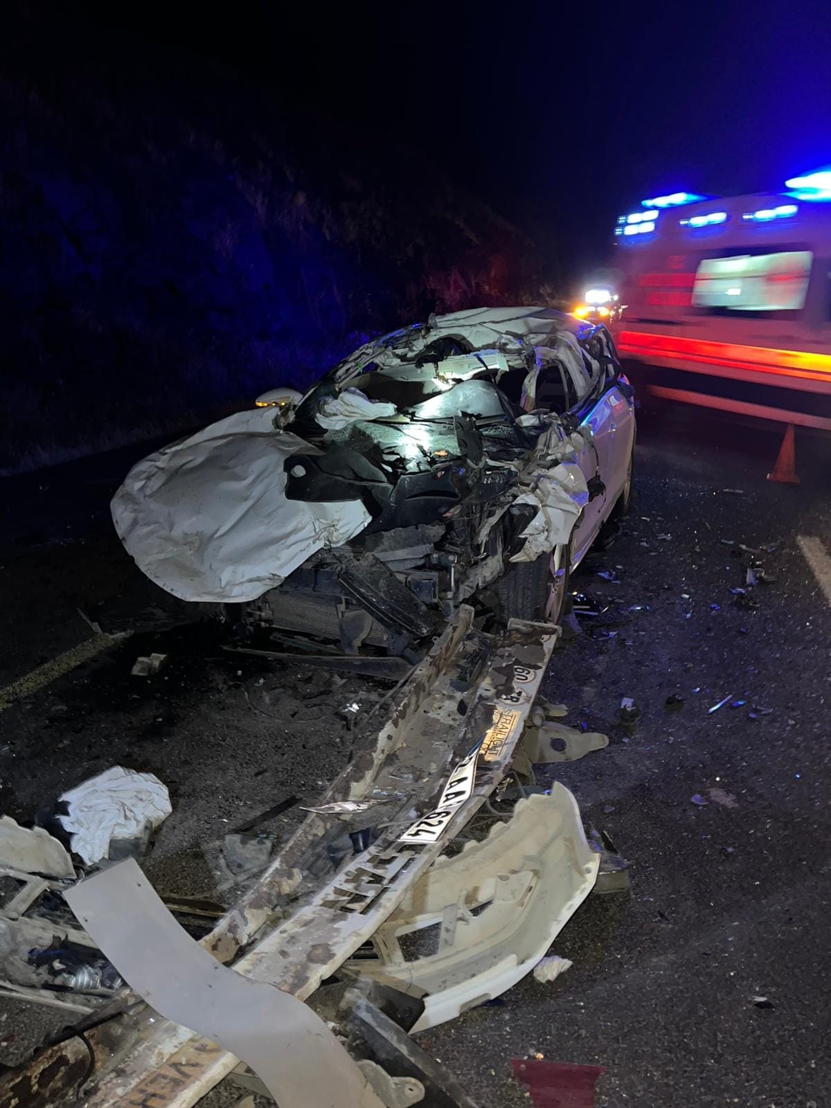 Siverek Diyarbakır Karayolunda Trafik Kazasısiverek Diyarbakır Karayolunda Trafik Kazası