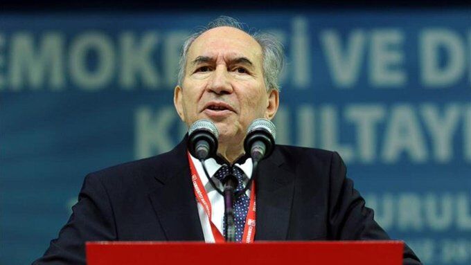 Altan Öymen Ki̇mdi̇r