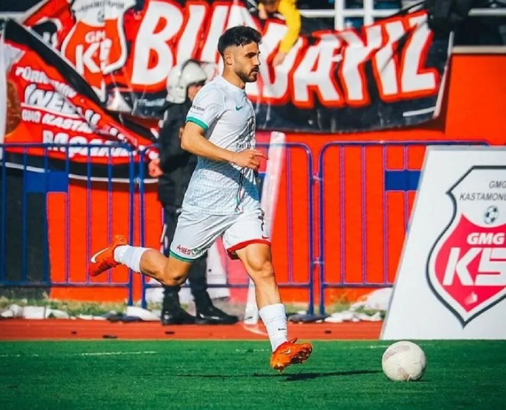 Amedsporlu Erkan Sasa Şanlıurfaspor'da (1)