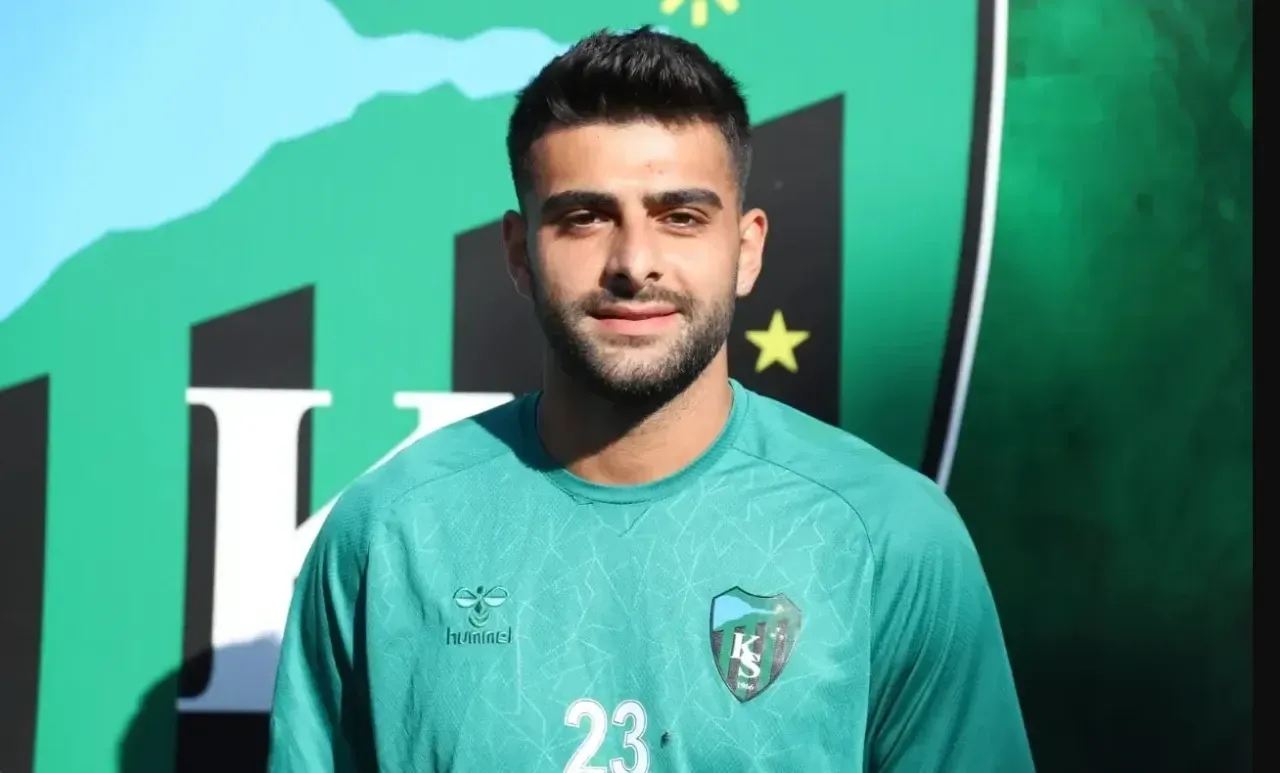 Bir Sezon Şanlıurfaspor Formasını Terleten Yunus Emre Gedik, 1. Lig Ekibi Esenler Erokspora Transfer Oldu (1)-2