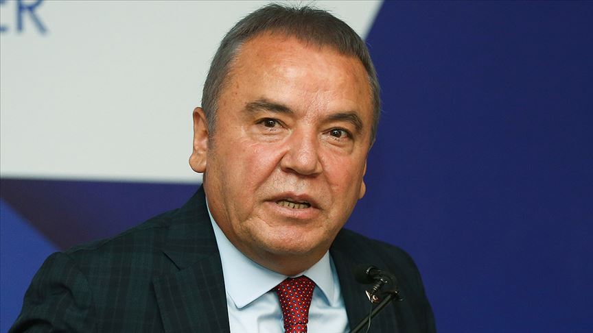 Büyükşehir Belediye Başkanı Muhittin Böcek Hastaneye Kaldırıldı