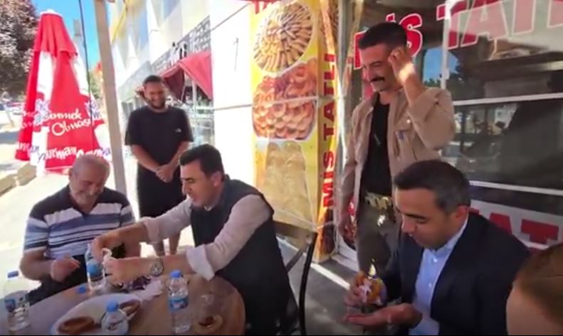 Çiğköfte Konusunu Tatlıya Bağladık (1)