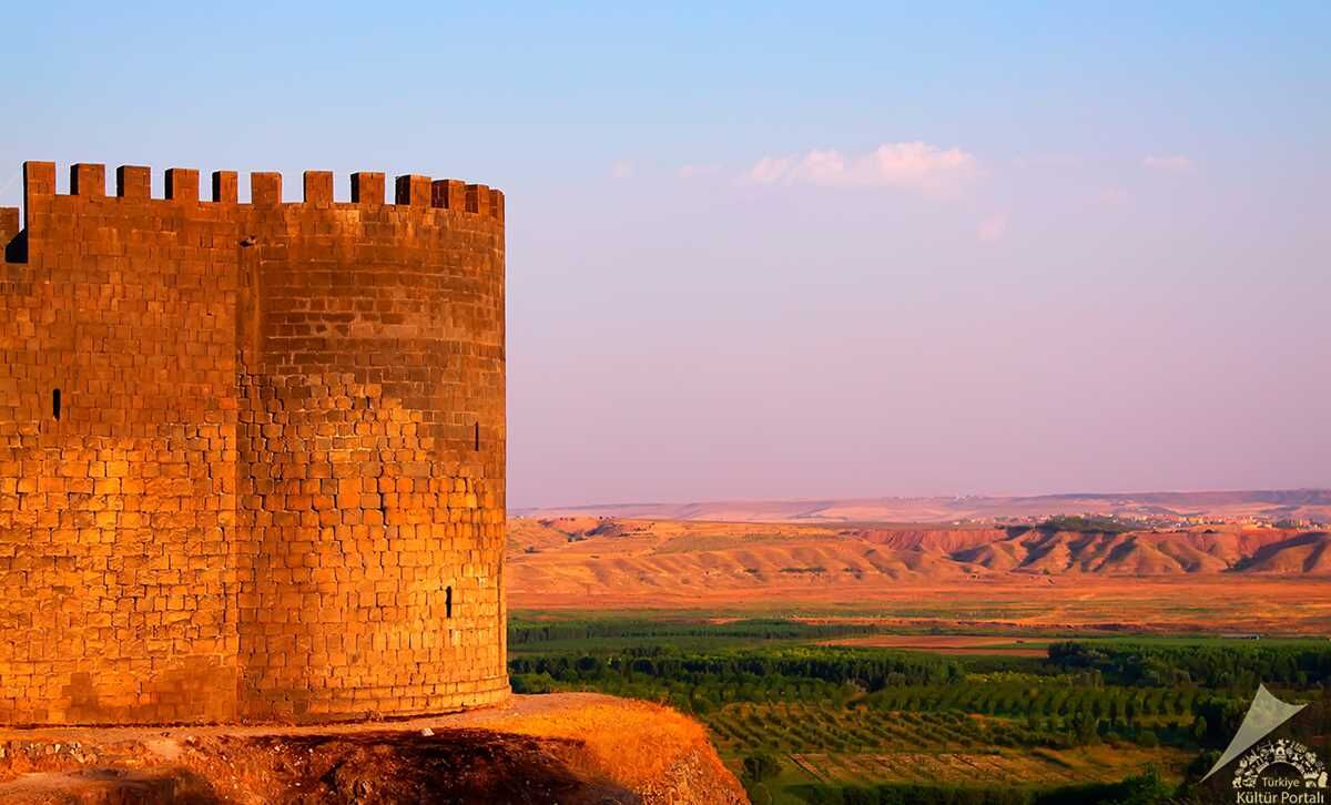 Diyarbakır Kalesi Ve Hevsel Bahçeleri (2015)