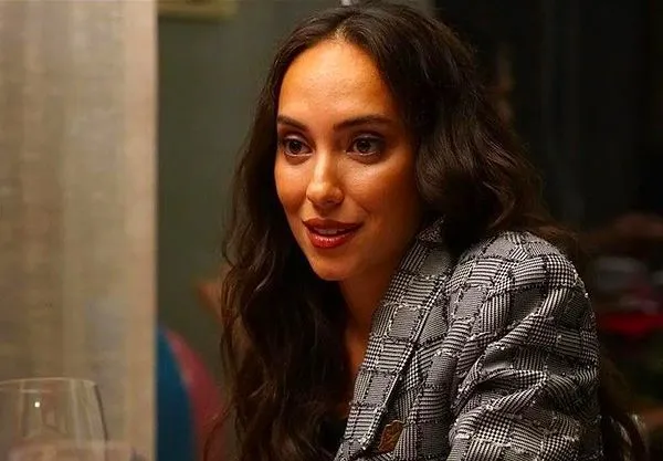 Duygu Sarışın Kaç Yaşında