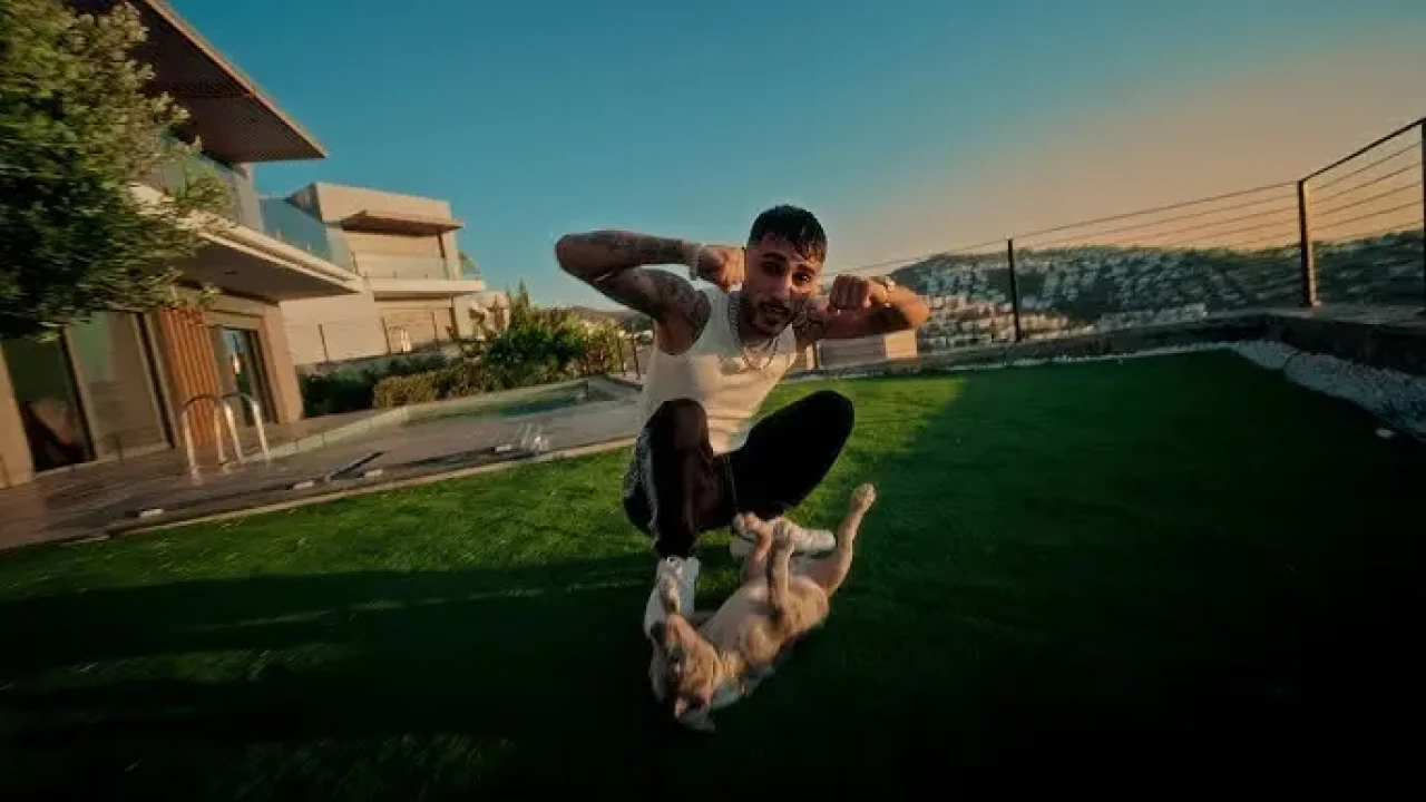Era7Capone Nereli