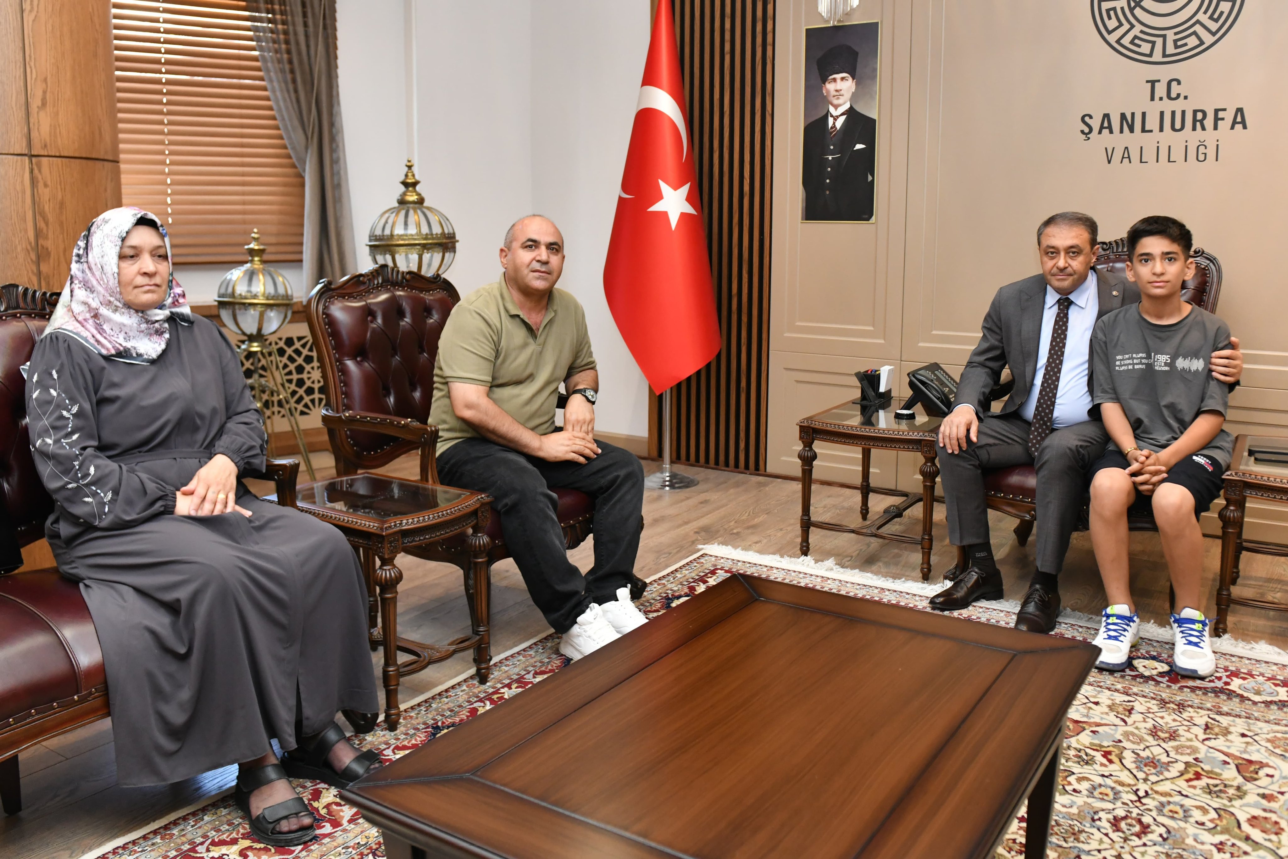 15 Yaşında Şehit Düşmüştü… Halil İbrahim’in Ailesi Şanlıurfa Valiliği’nde