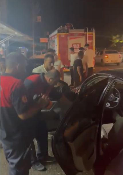 Hilvan’da Otomobile Giren Yılan, İtfaiye Ekiplerini Seferber Etti (2)
