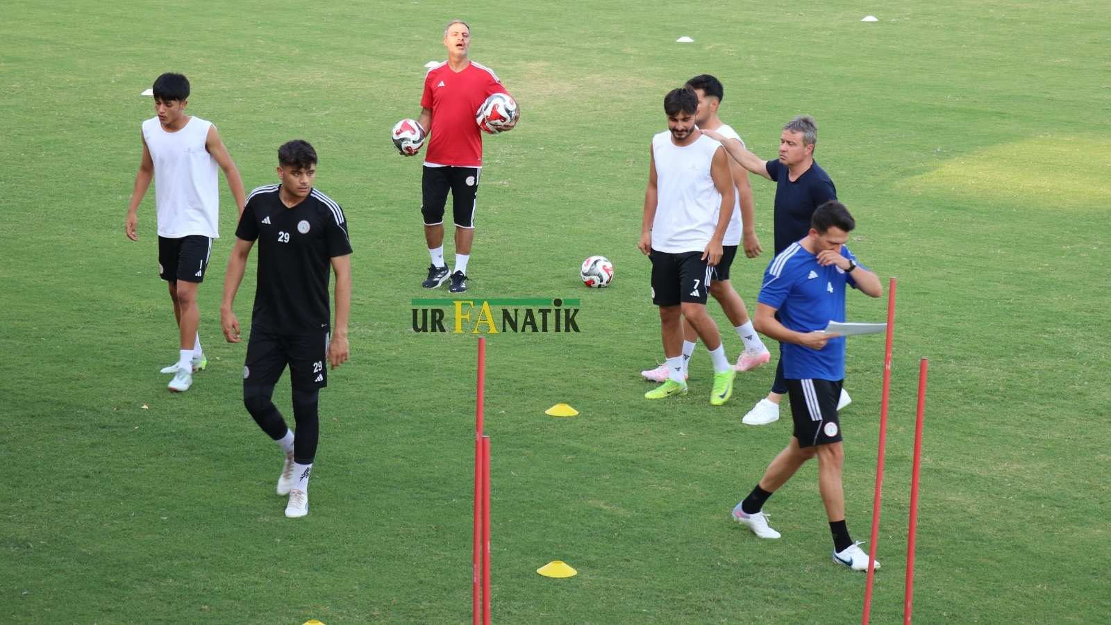 Karaköprü Belediyespor Teknik Direktörü Ahmet Yavuz Transferler (1)