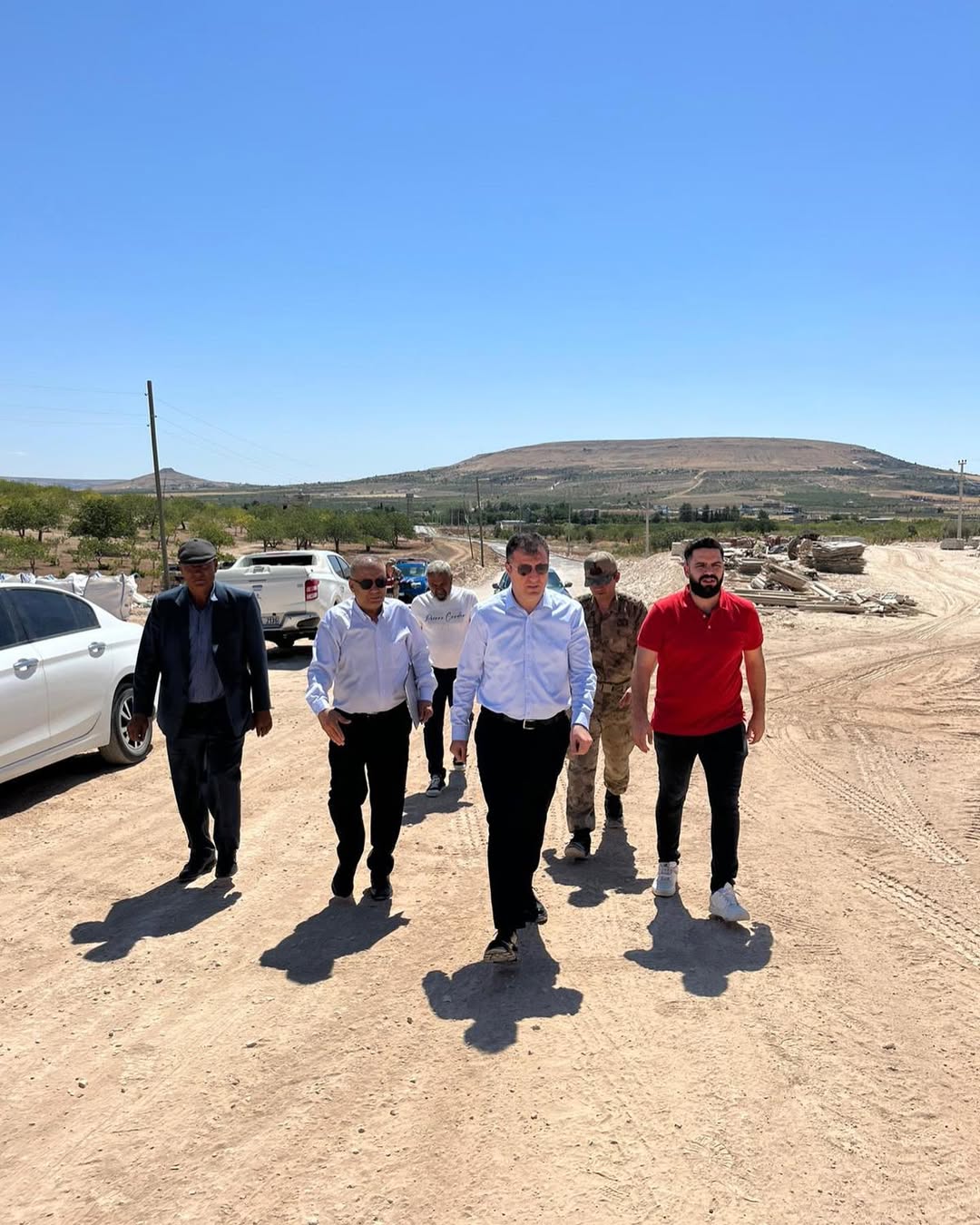 Karaköprü Kaymakamı Orhan Altun, Deprem Konutlarını Yerinde İnceledi (1)