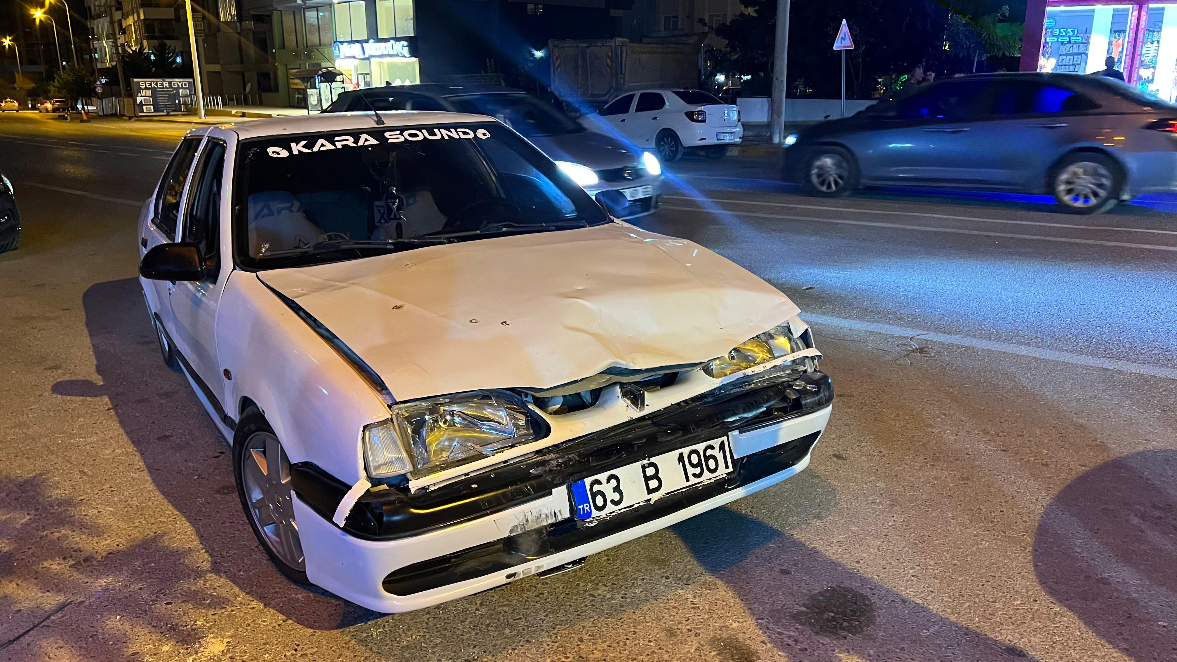 Karaköprü’de Zincirleme Kaza Maddi Hasarla Atlatıldı (2)
