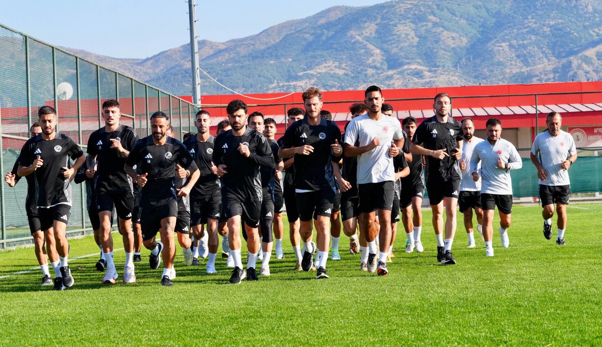 Kızılkaya Tarım Şanlıurfaspor’un Rakibi Batman Petrolspor, Ilk Defa Kombine Sistemine Geçiyor (2)